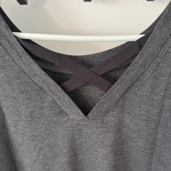 Cabi Crossback Sweatshirt #4007 - Picture 2 of 5